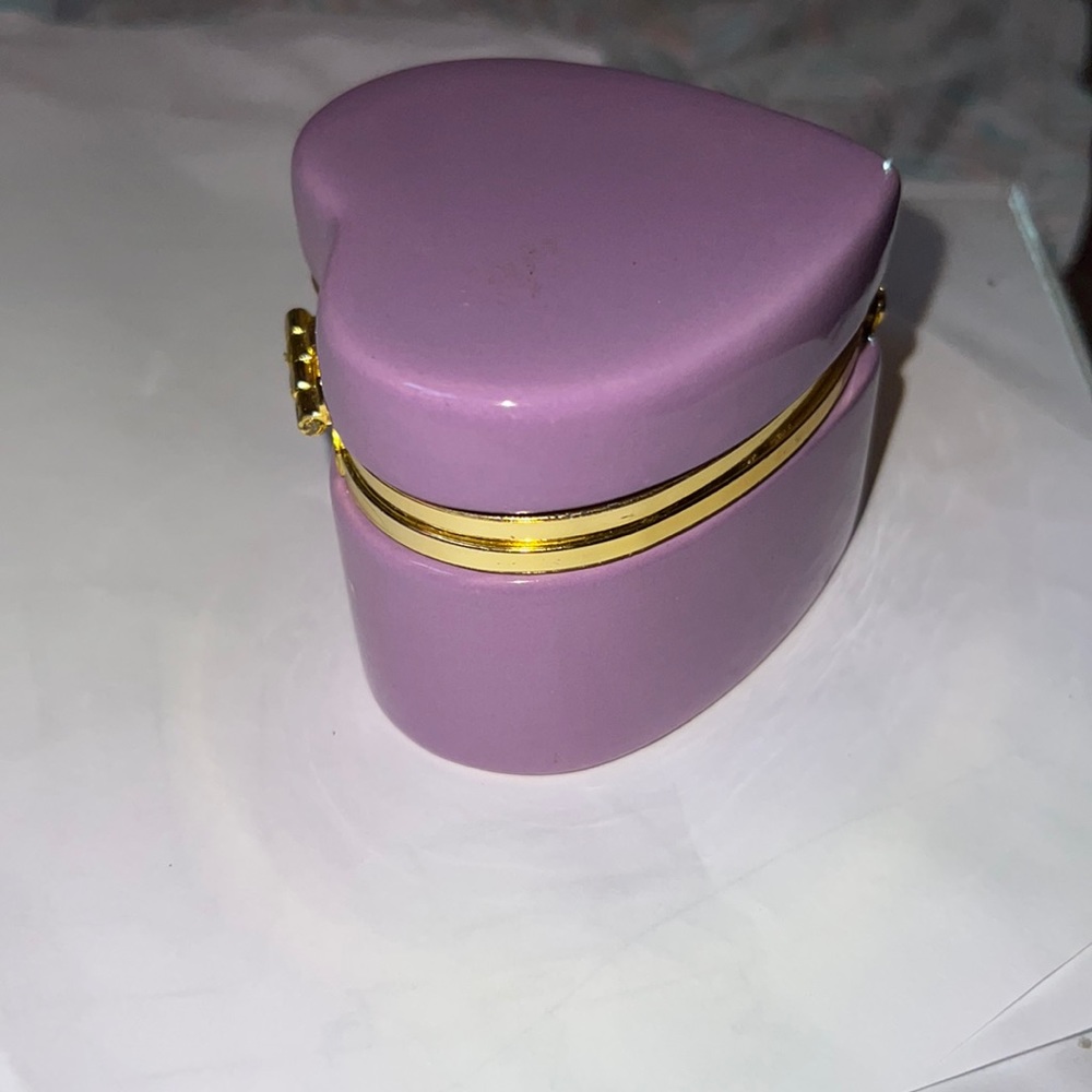 Heart Shaped Trinket Holder Hinged Jewelry Gift Box Purple Ceramic Dish with Lid